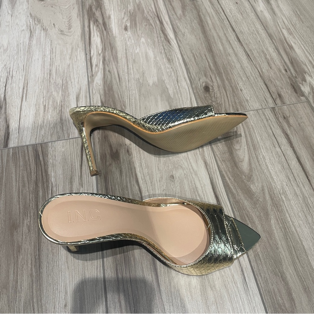 INC International Concepts Women's Metallic Gold Heels - Picture 4 of 5